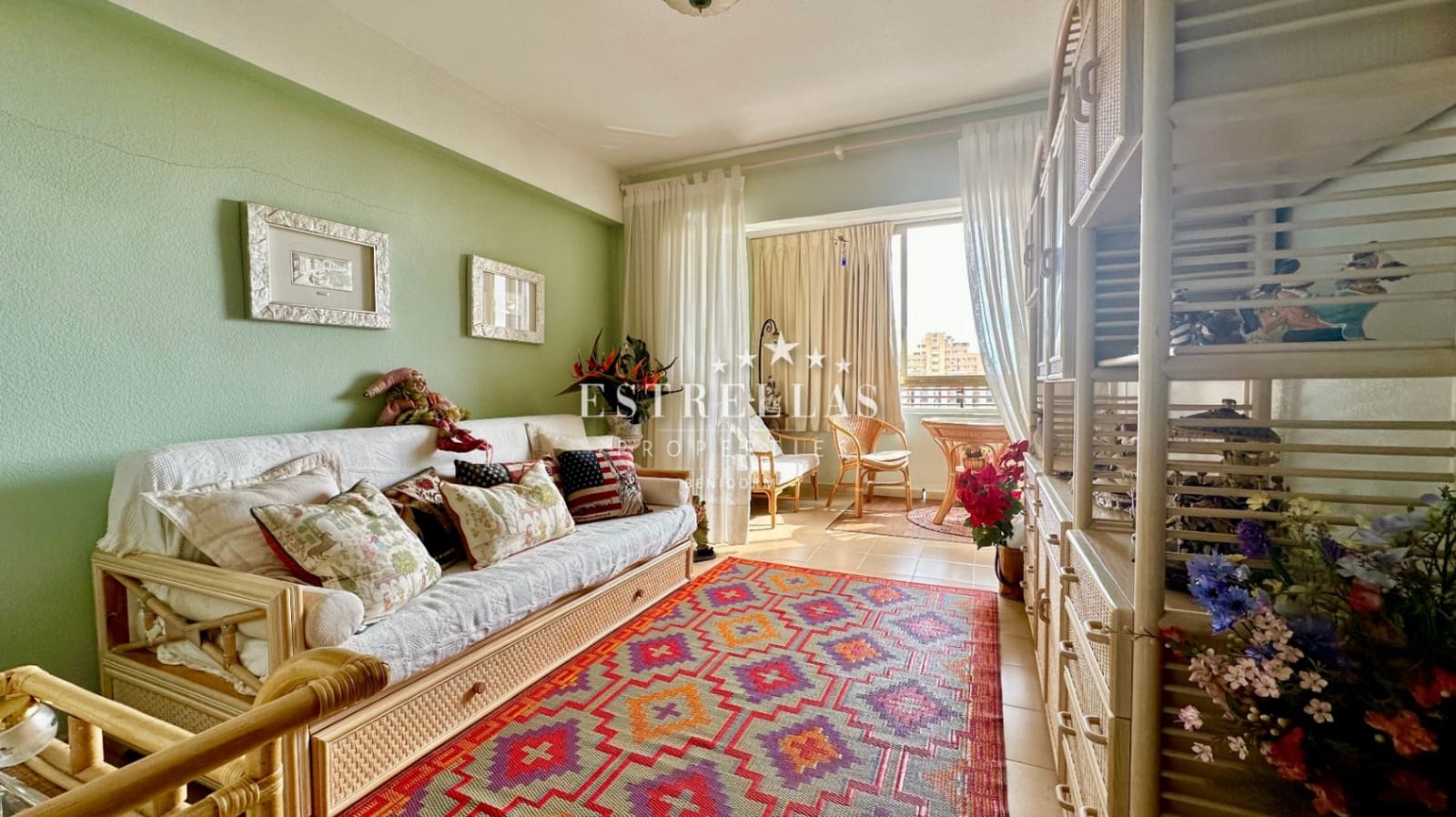 1 soveværelse Lejlighed til salg i Benidorm med swimmingpool garage - € 169.900 (Ref: 9162985)