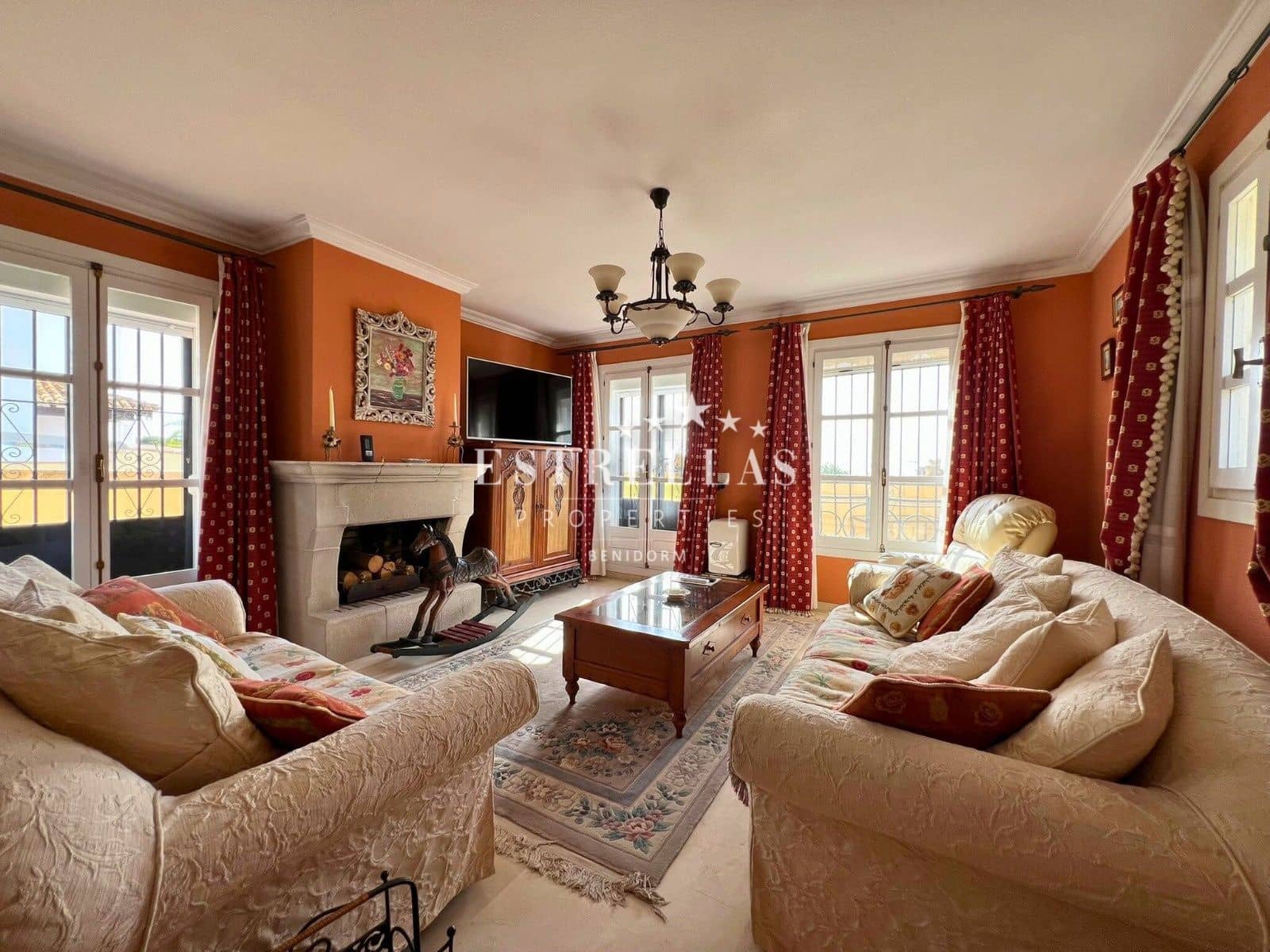 4 sypialnia Willa na sprzedaż w Finestrat z basenem garażem - 584 000 € (Ref: 9164358)