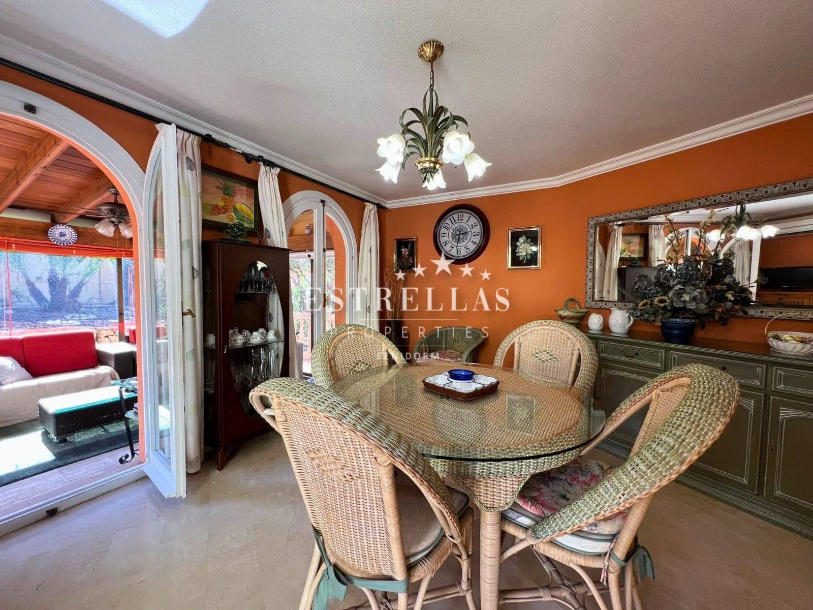 4 sypialnia Willa na sprzedaż w Finestrat z basenem garażem - 584 000 € (Ref: 9164358)