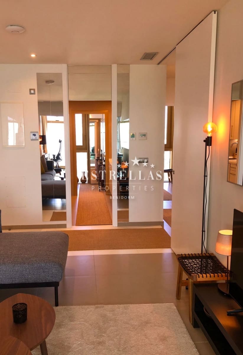 2 soverom Leilighet til salgs i Benidorm med svømmebasseng garasje - € 575 000 (Ref: 9164533)