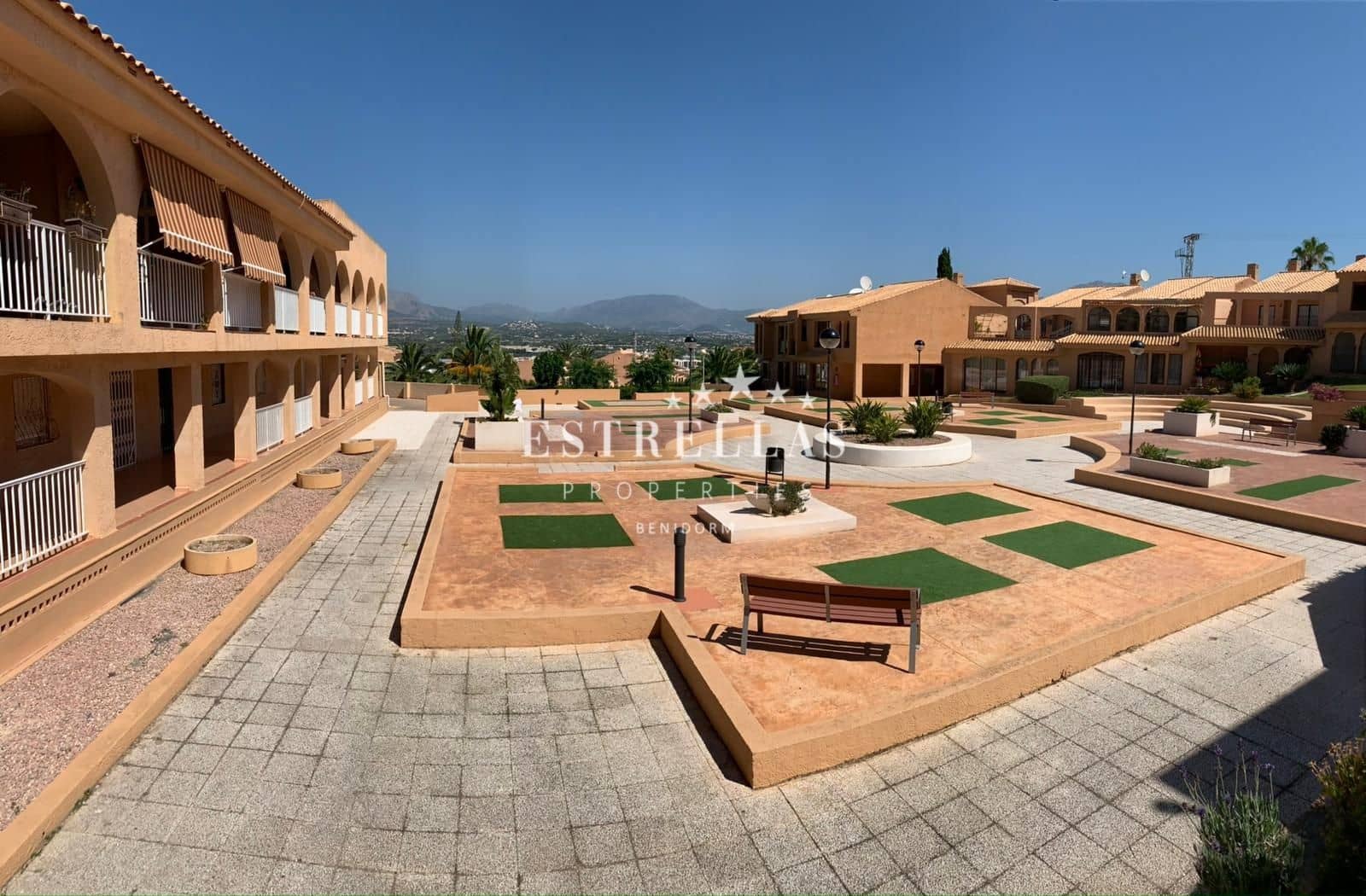 2 sypialnia Apartament na sprzedaż w Alfaz del Pi / L'Alfas del Pi z basenem garażem - 299 000 € (Ref: 9184662)