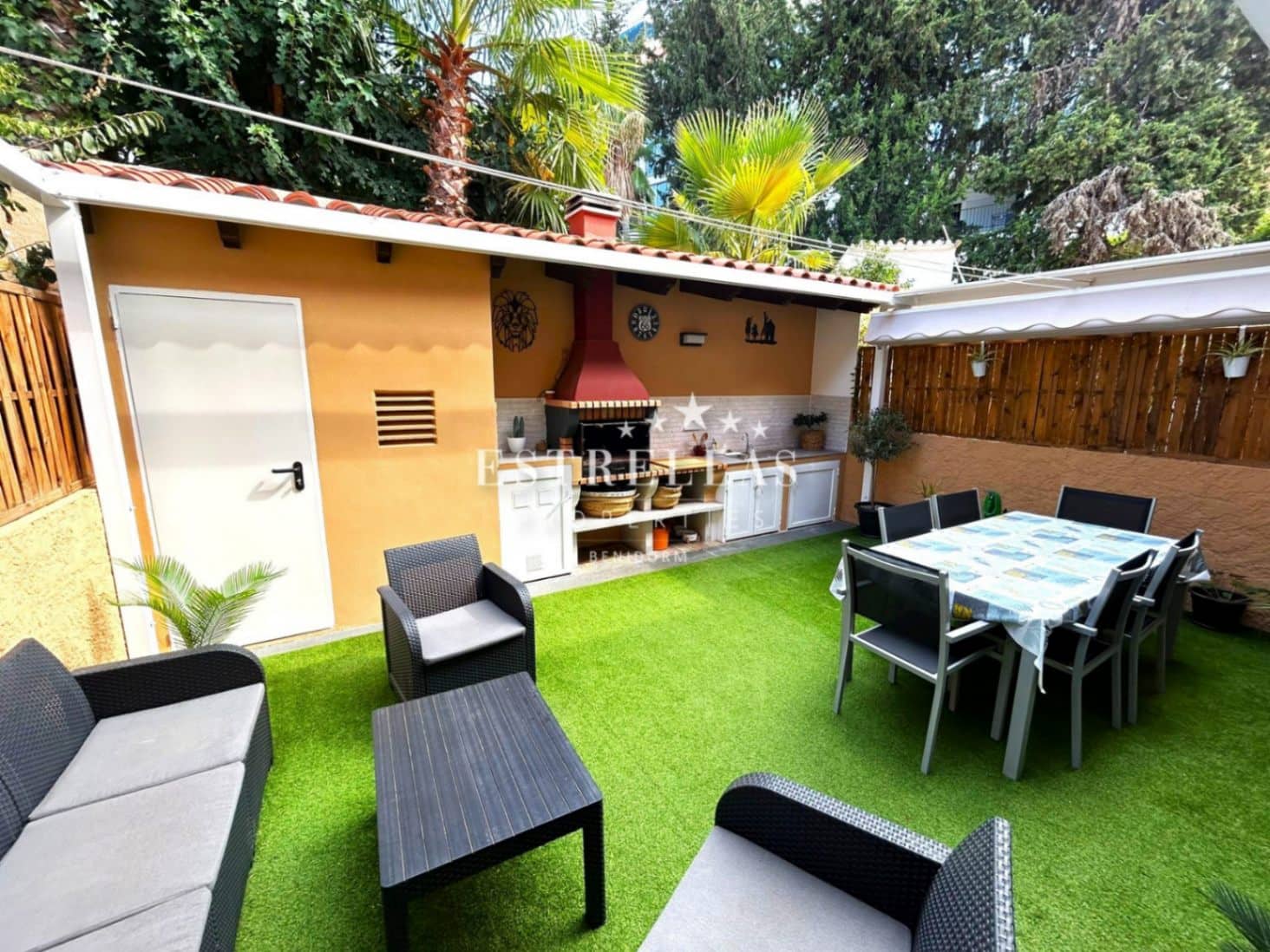 2 sypialnia Apartament na sprzedaż w Alfaz del Pi / L'Alfas del Pi z basenem garażem - 299 000 € (Ref: 9184662)