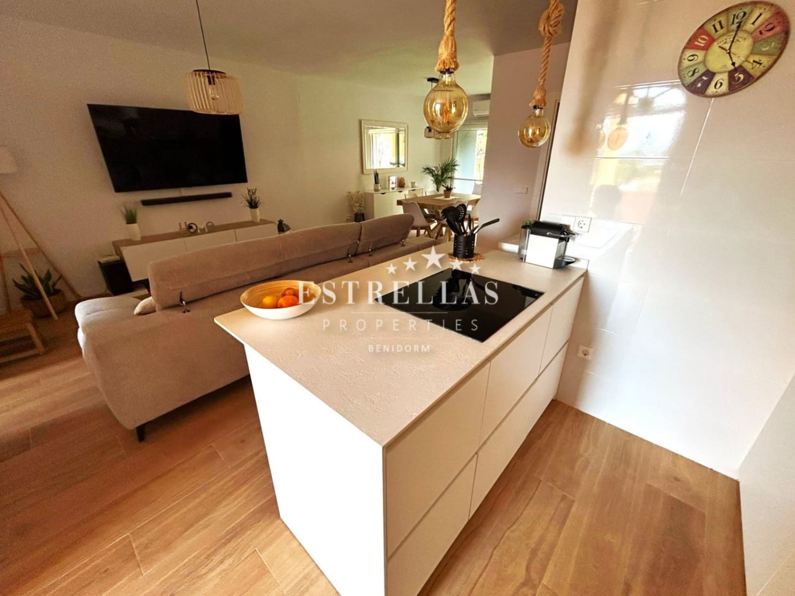 2 sypialnia Apartament na sprzedaż w Alfaz del Pi / L'Alfas del Pi z basenem garażem - 299 000 € (Ref: 9184662)