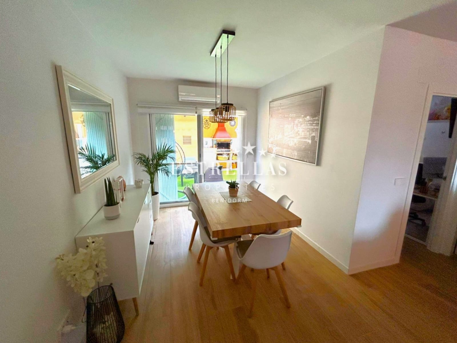 2 sypialnia Apartament na sprzedaż w Alfaz del Pi / L'Alfas del Pi z basenem garażem - 299 000 € (Ref: 9184662)