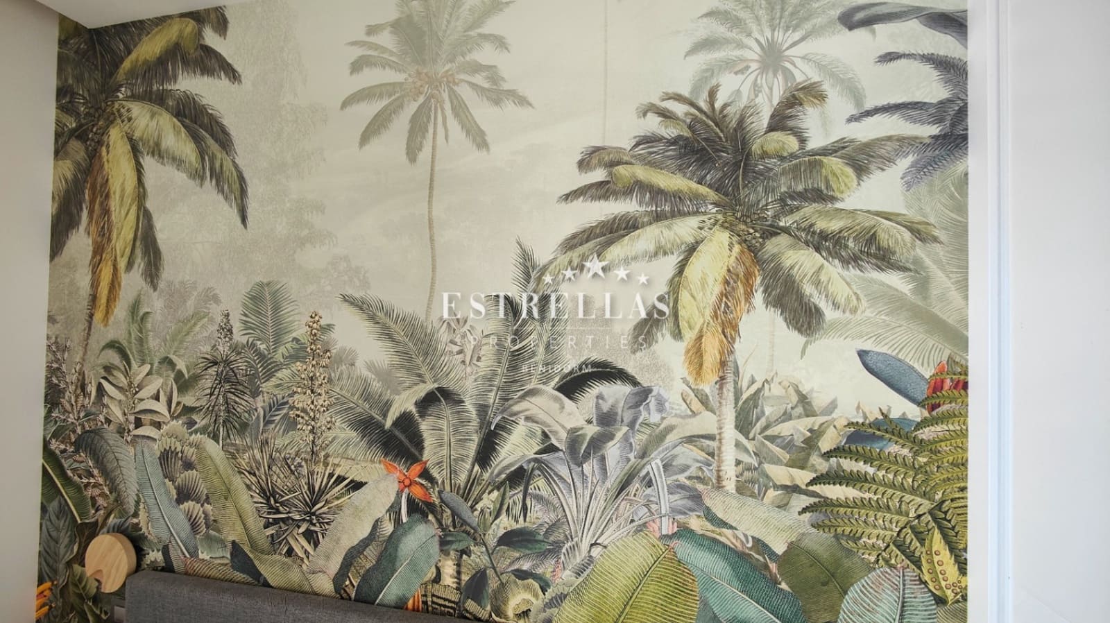 2 soverom Leilighet til salgs i Benidorm med svømmebasseng garasje - € 750 000 (Ref: 9186248)