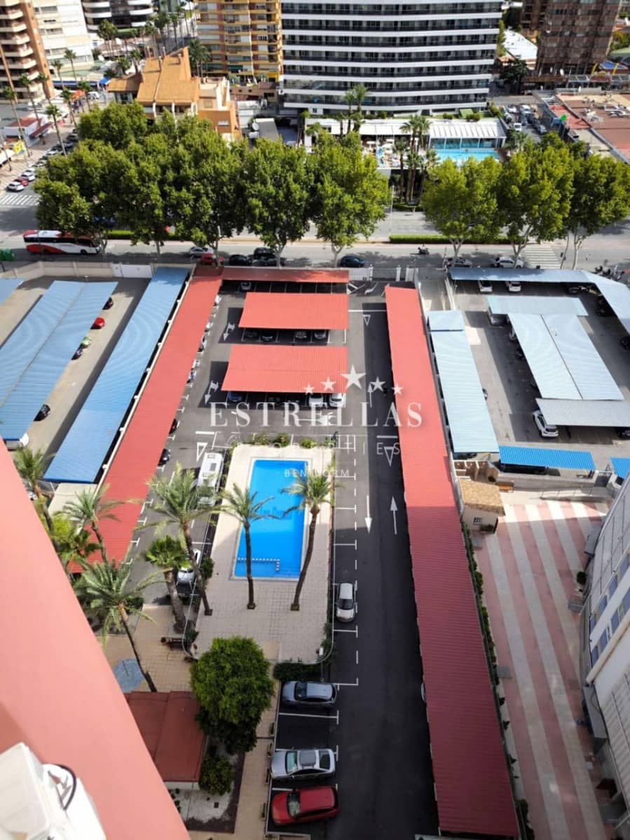 1 soveværelse Lejlighed til salg i Benidorm med swimmingpool garage - € 269.000 (Ref: 9191416)