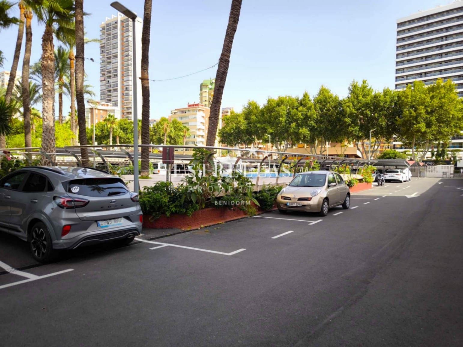 1 soveværelse Lejlighed til salg i Benidorm med swimmingpool garage - € 269.000 (Ref: 9191416)