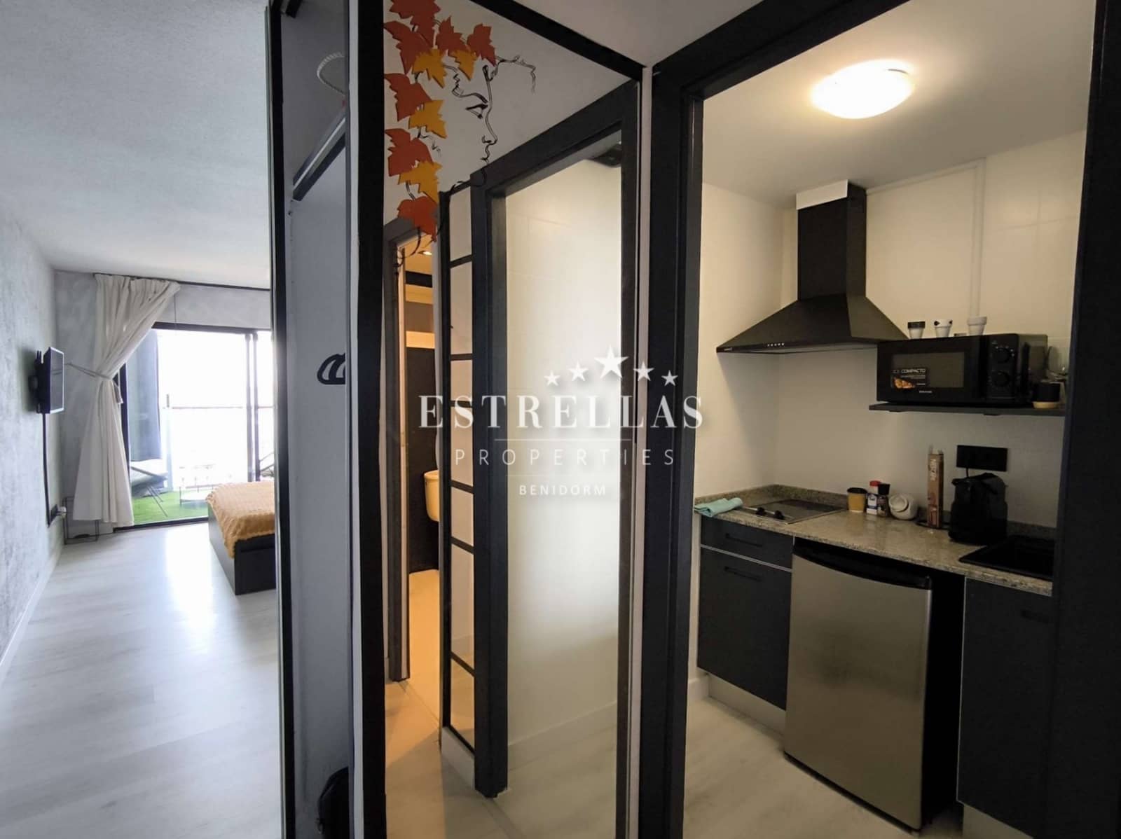 1 soveværelse Lejlighed til salg i Benidorm med swimmingpool garage - € 269.000 (Ref: 9191416)