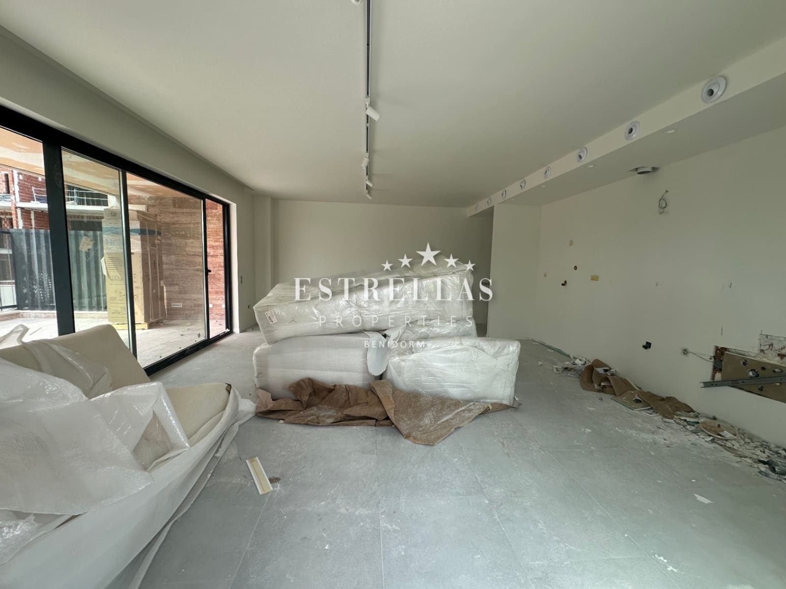 2 soverom Leilighet til salgs i Finestrat med svømmebasseng garasje - € 490 000 (Ref: 9194886)