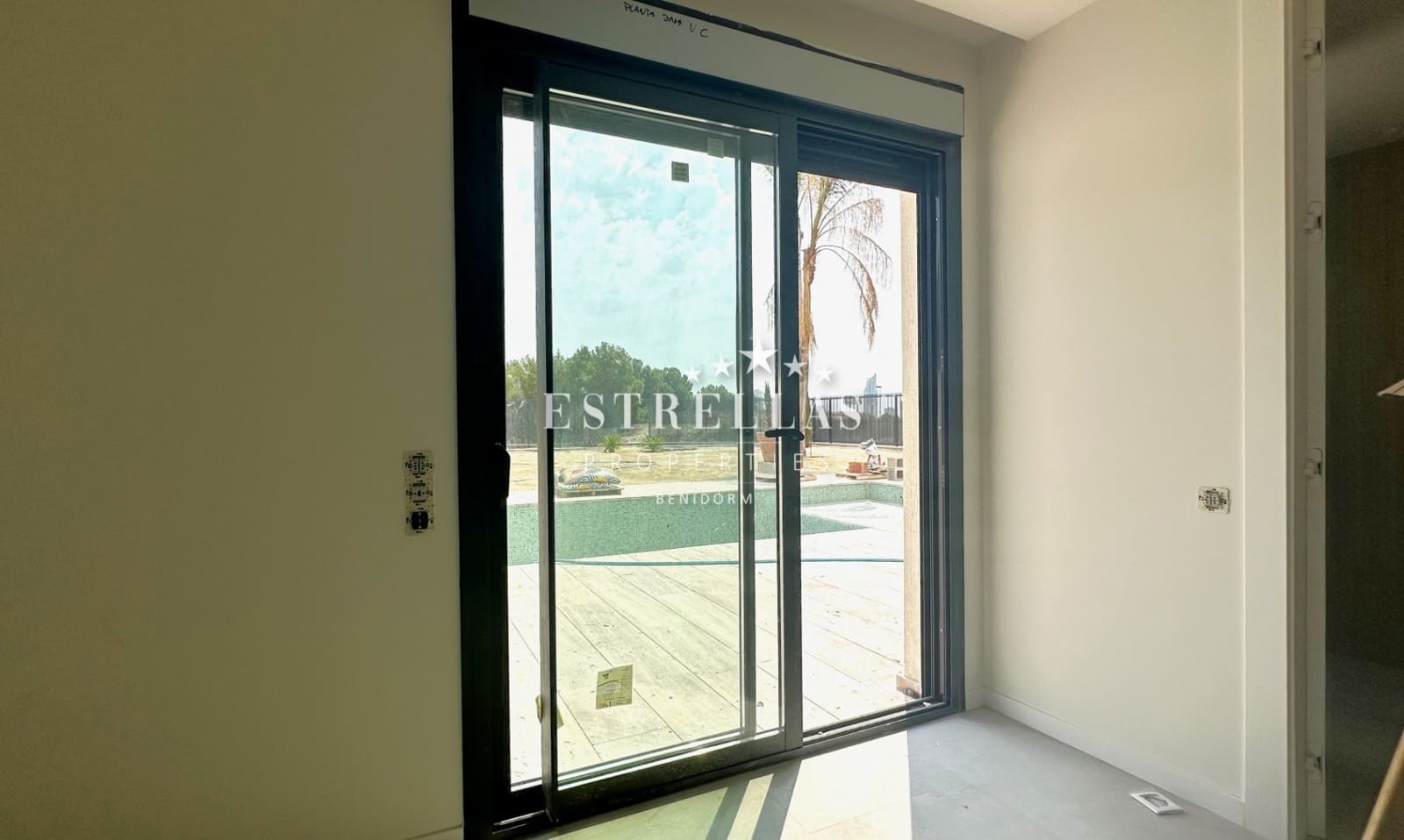 2 soverom Leilighet til salgs i Finestrat med svømmebasseng garasje - € 490 000 (Ref: 9194886)