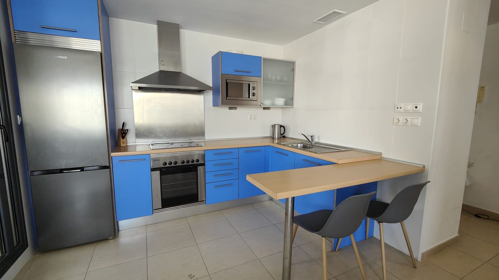 2 bedroom Apartment for rent in La Villajoyosa / Vila Joiosa with pool garage - € 1,200 (Ref: 9199654)