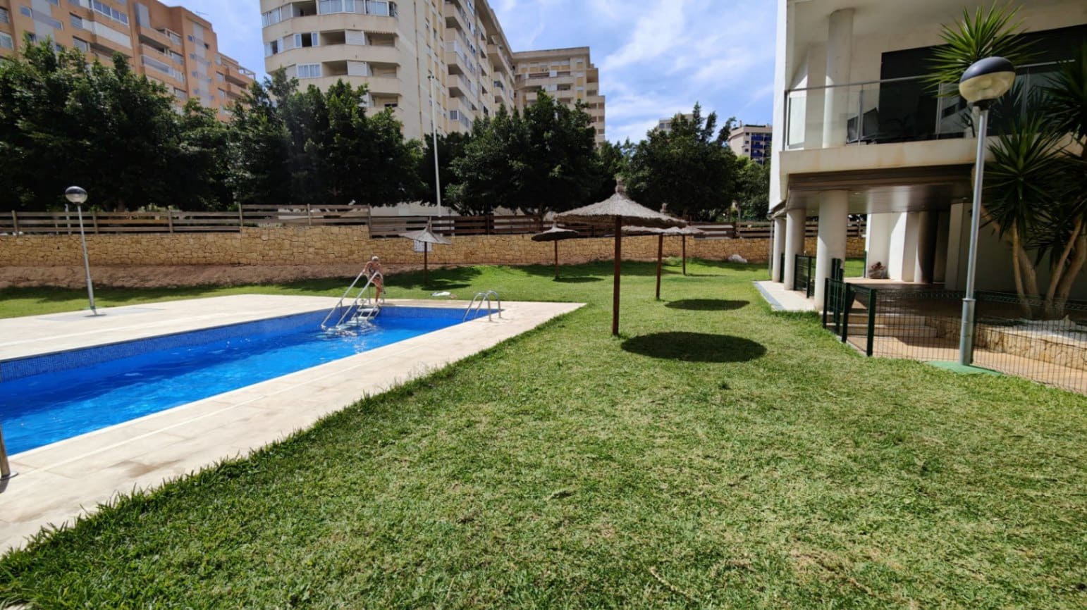 2 bedroom Apartment for rent in La Villajoyosa / Vila Joiosa with pool garage - € 1,200 (Ref: 9199654)