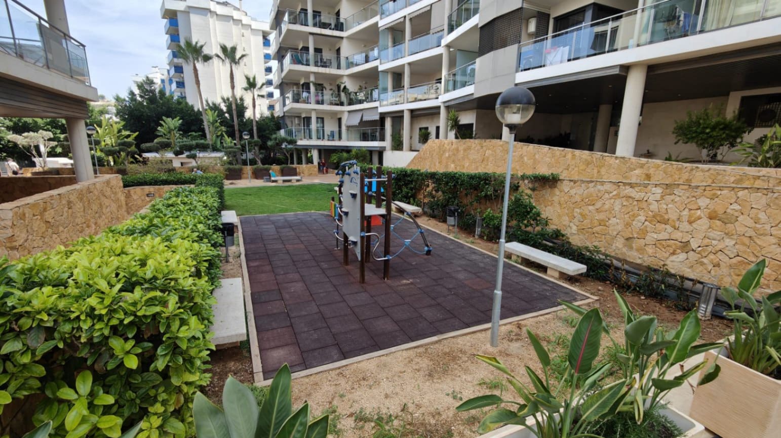 2 bedroom Apartment for rent in La Villajoyosa / Vila Joiosa with pool garage - € 1,200 (Ref: 9199654)