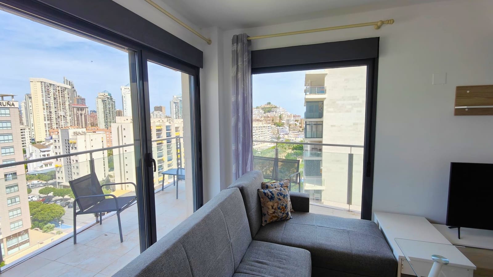 2 bedroom Apartment for rent in La Villajoyosa / Vila Joiosa with pool garage - € 1,200 (Ref: 9199654)