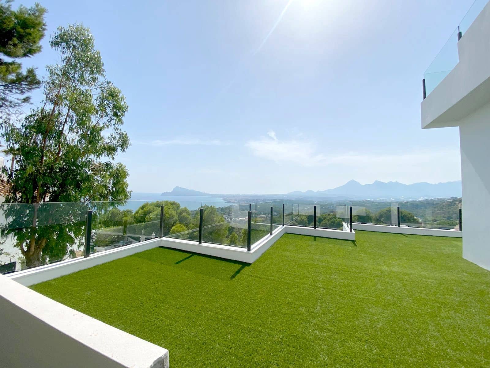 5 bedroom Villa for sale in Altea with pool - € 2,500,000 (Ref: 9223637)