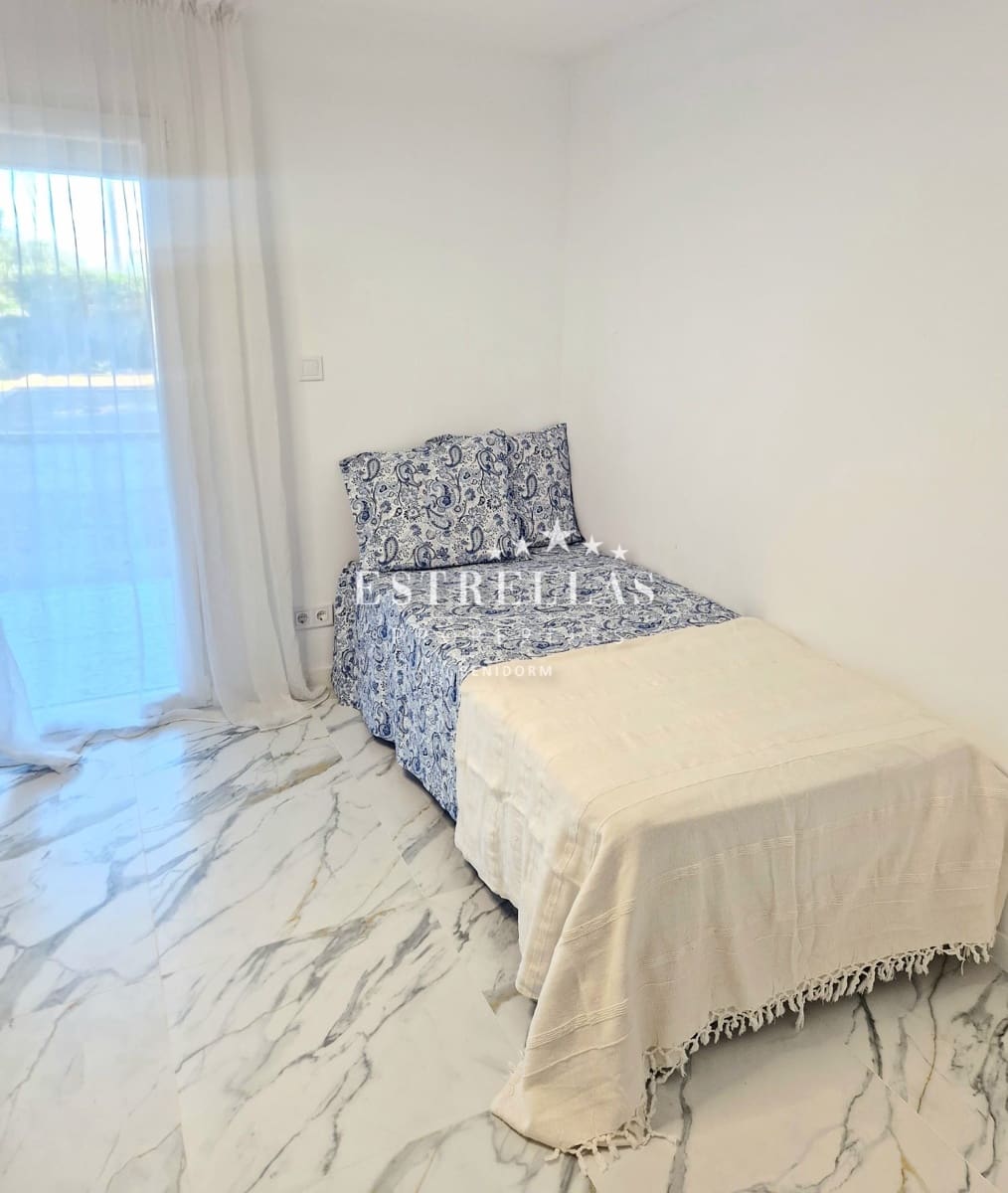 5 sypialnia Willa na sprzedaż w Calpe / Calp z basenem garażem - 749 000 € (Ref: 9329610)
