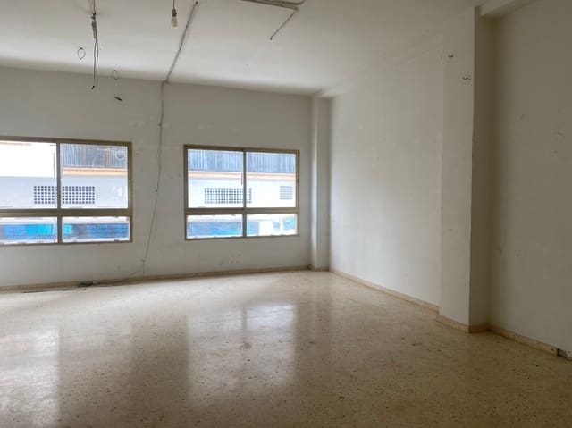 Comercial para venda em Pueblo, Calpe / Calp - 169 000 € (Ref: 9353957)
