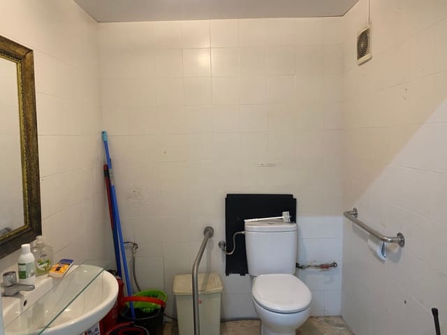 Comercial para venda em Pueblo, Calpe / Calp - 169 000 € (Ref: 9353957)