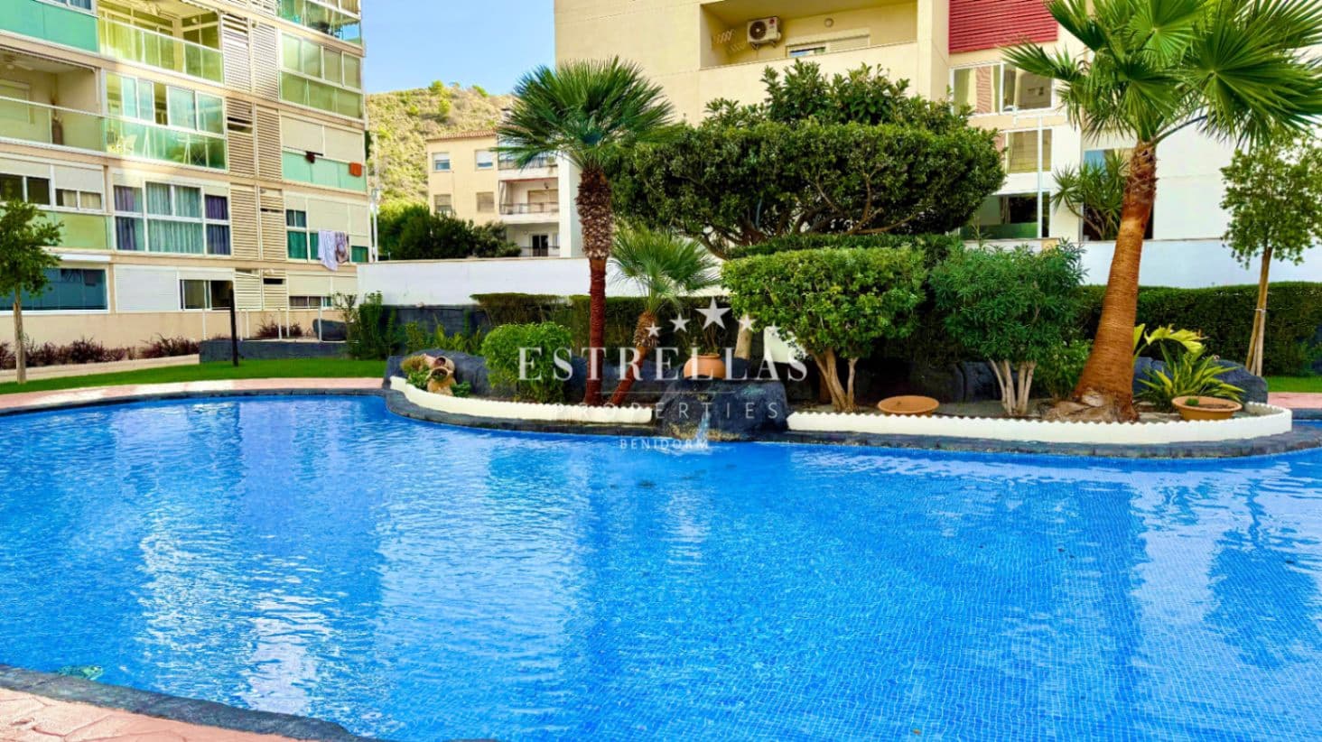 2 soveværelse Lejlighed til salg i Benidorm med swimmingpool garage - € 262.000 (Ref: 9388288)