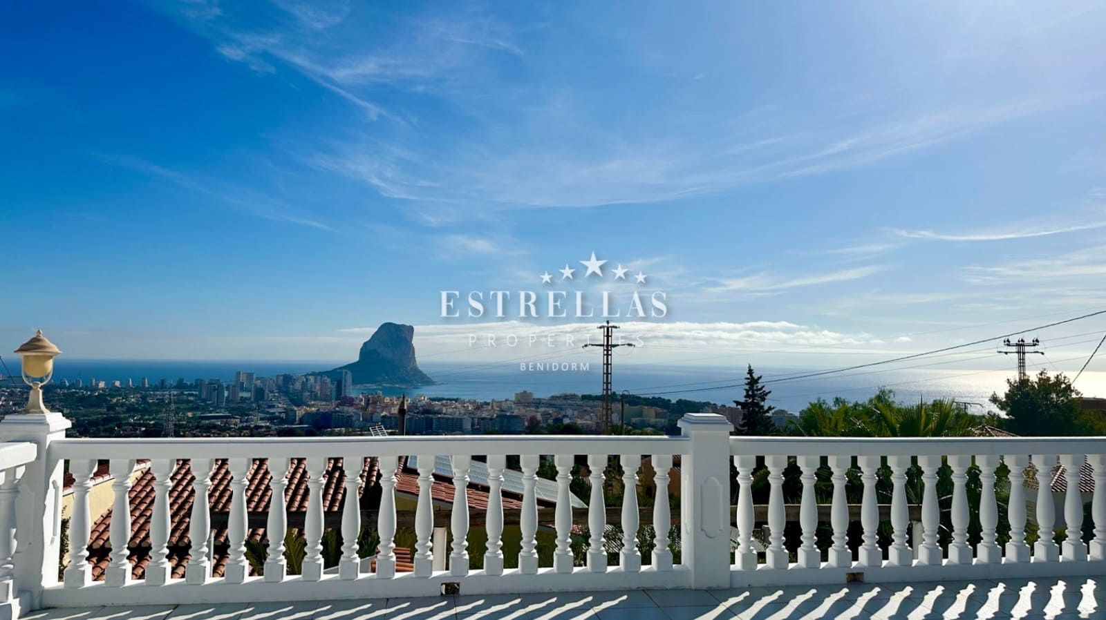 3 sypialnia Willa na sprzedaż w Calpe / Calp z basenem garażem - 450 000 € (Ref: 9393502)