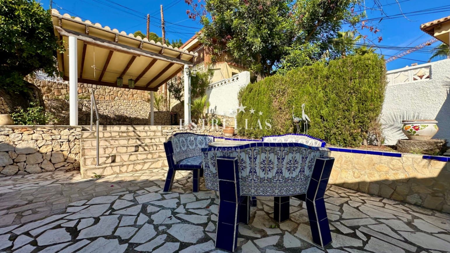 3 sypialnia Willa na sprzedaż w Calpe / Calp z basenem garażem - 450 000 € (Ref: 9393502)