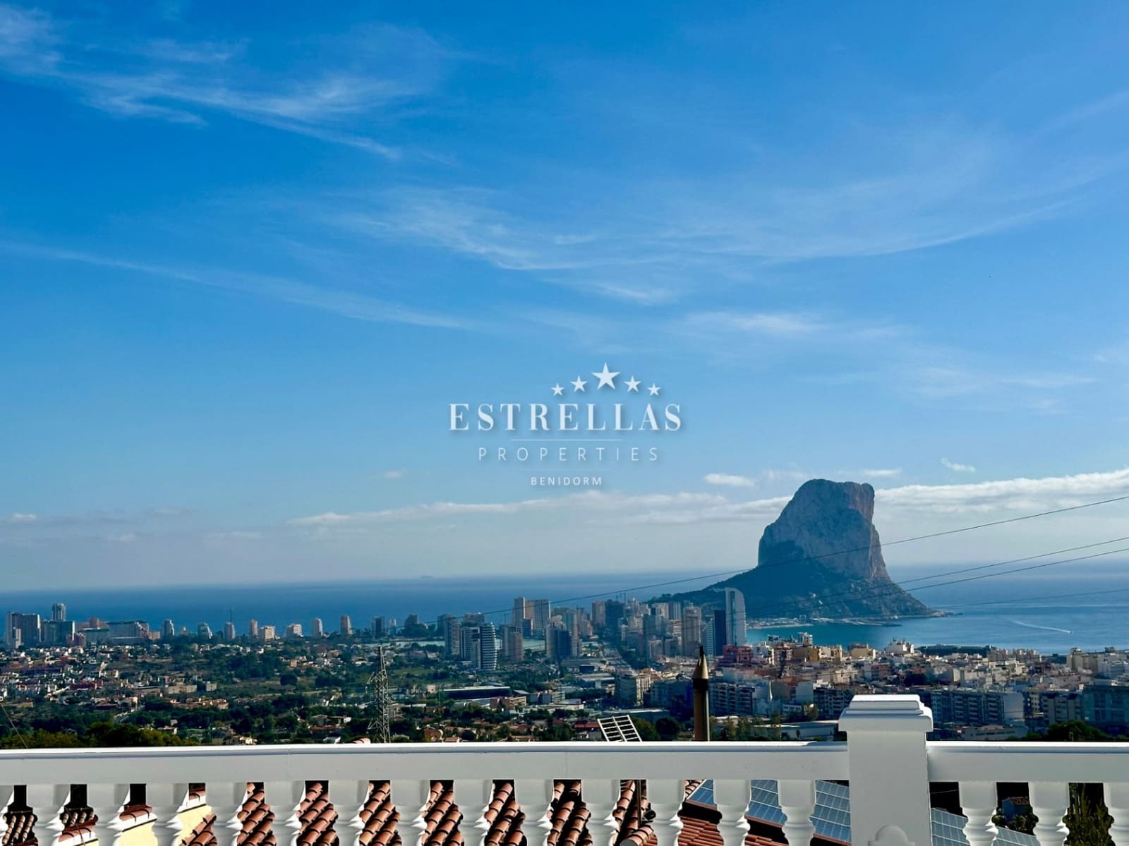 3 sypialnia Willa na sprzedaż w Calpe / Calp z basenem garażem - 450 000 € (Ref: 9393502)