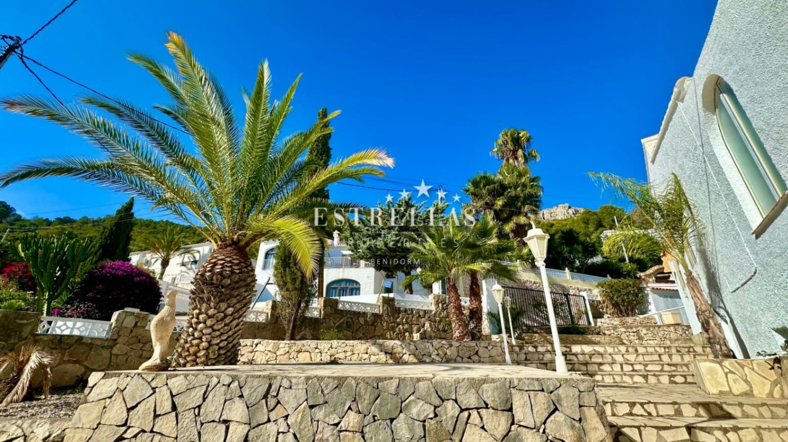 3 sypialnia Willa na sprzedaż w Calpe / Calp z basenem garażem - 450 000 € (Ref: 9393502)