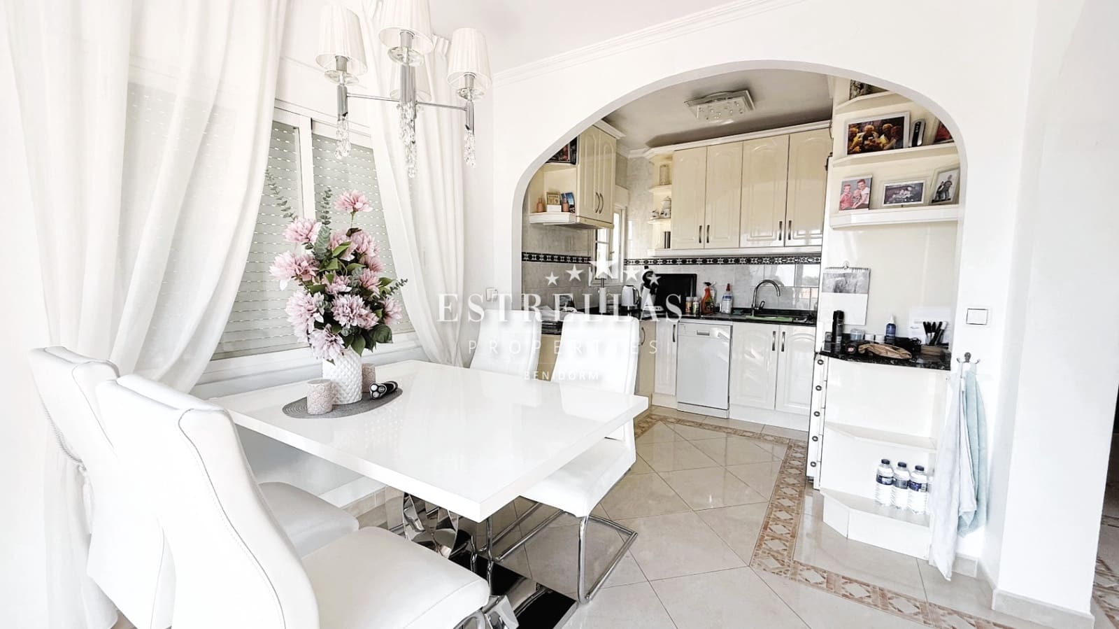 4 bedroom Villa for sale in La Nucia with pool garage - € 580,000 (Ref: 9411358)