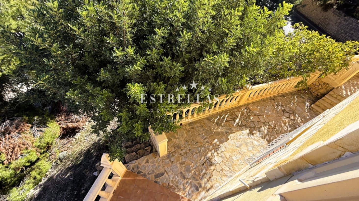 3 soverom Villa til salgs i La Nucia med svømmebasseng garasje - € 590 000 (Ref: 9412835)