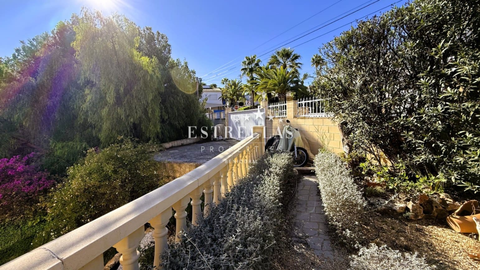 3 soverom Villa til salgs i La Nucia med svømmebasseng garasje - € 590 000 (Ref: 9412835)