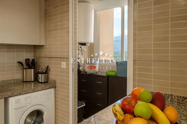 3 quarto Apartamento para venda em Via Parque, Benidorm com piscina garagem - 299 000 € (Ref: 9413128)