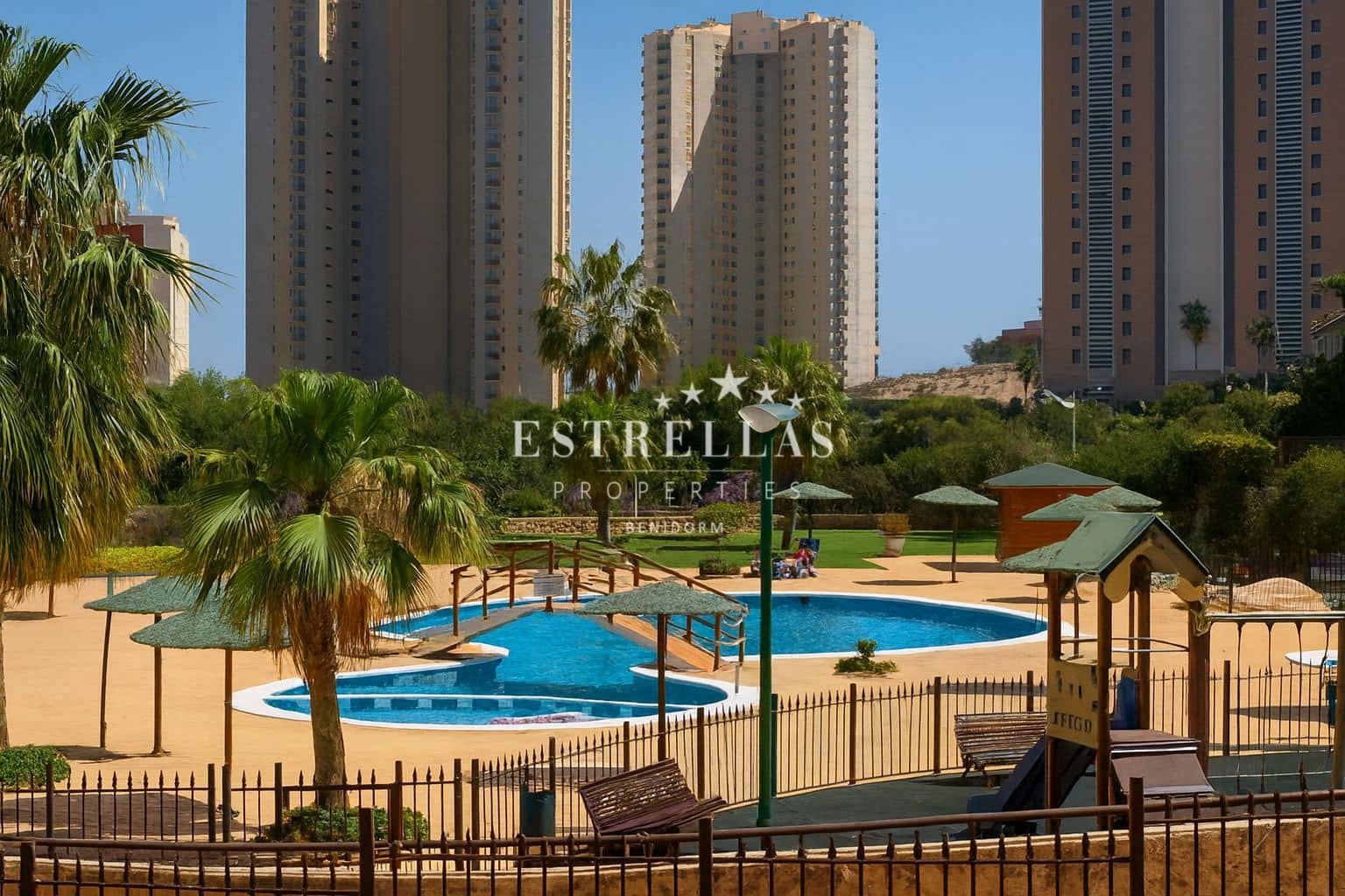 3 soverom Leilighet til salgs i Benidorm med svømmebasseng garasje - € 299 000 (Ref: 9413128)