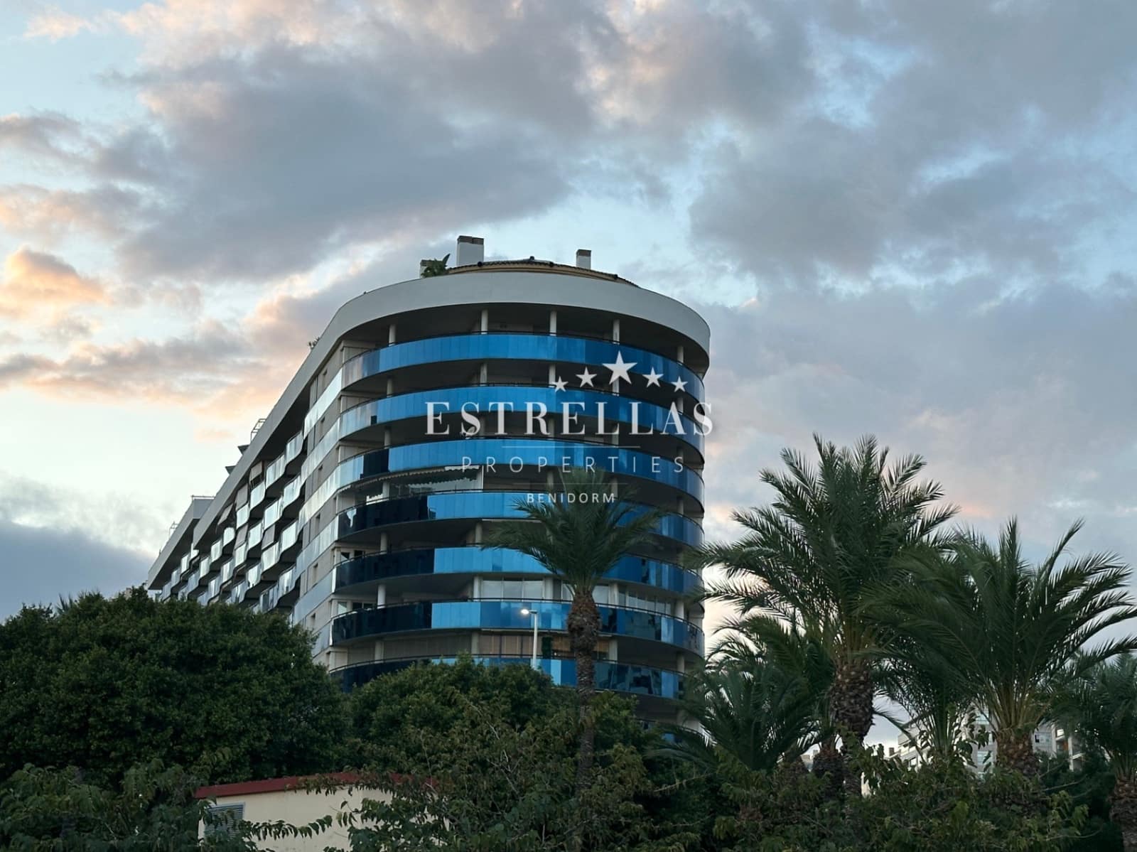 2 Zimmer Apartment zu verkaufen in La Villajoyosa / Vila Joiosa mit Pool Garage - 320.000 € (Ref: 9428179)