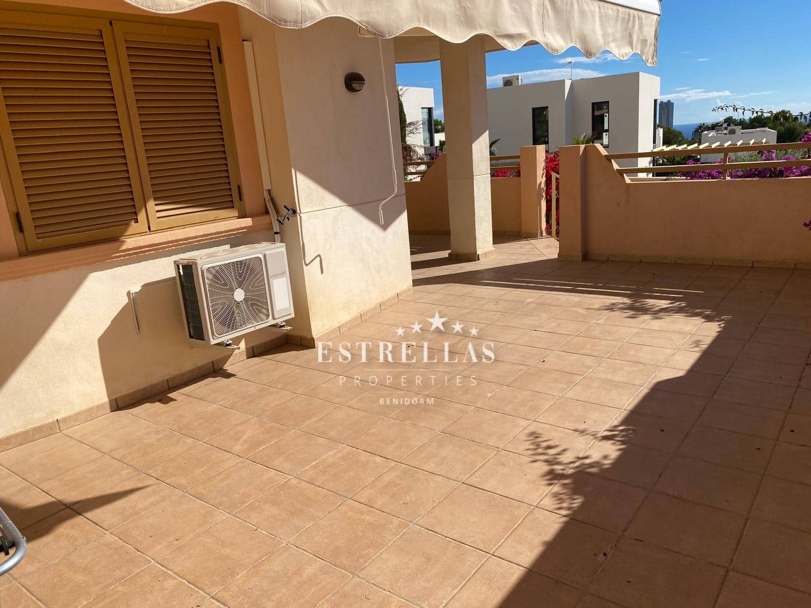 2 soverom Leilighet til salgs i Finestrat med garasje - € 280 000 (Ref: 9444780)