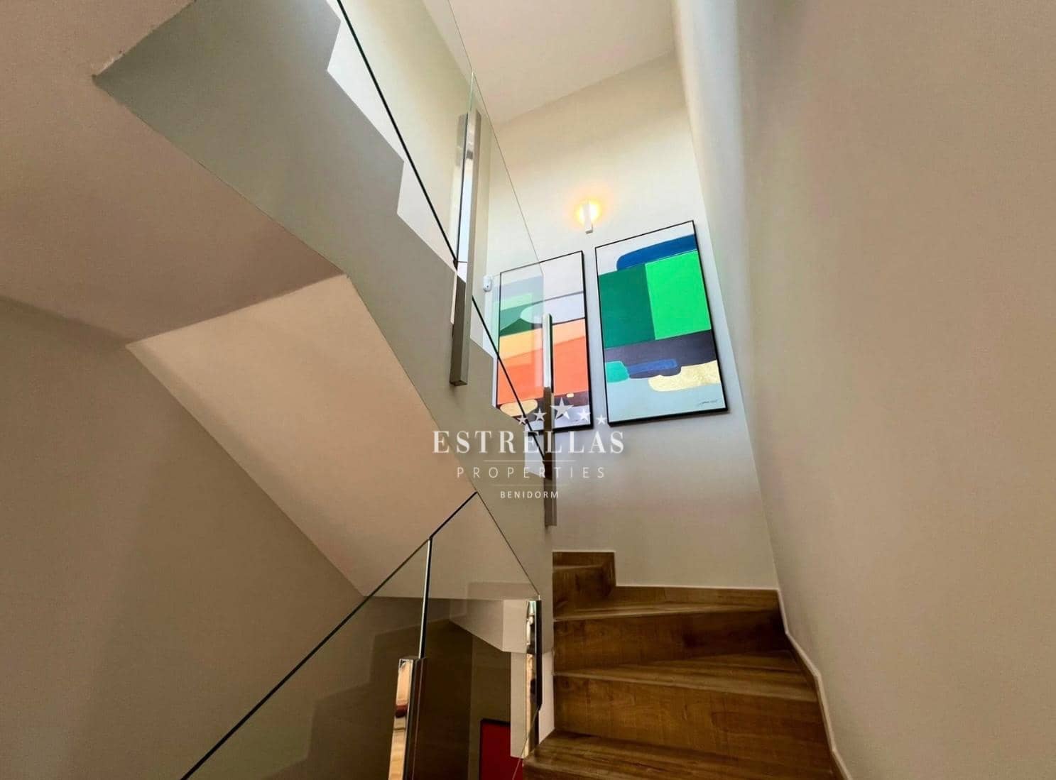 5 sypialnia Willa na sprzedaż w Finestrat z garażem - 1 100 000 € (Ref: 9444900)