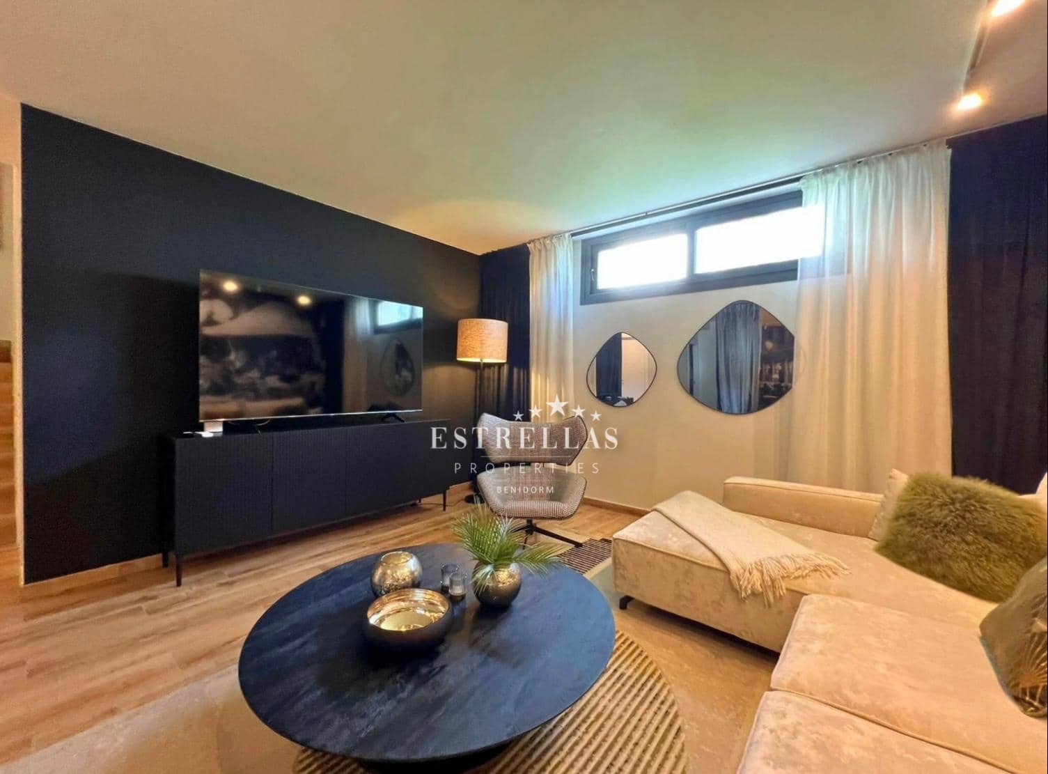 5 sypialnia Willa na sprzedaż w Finestrat z garażem - 1 100 000 € (Ref: 9444900)