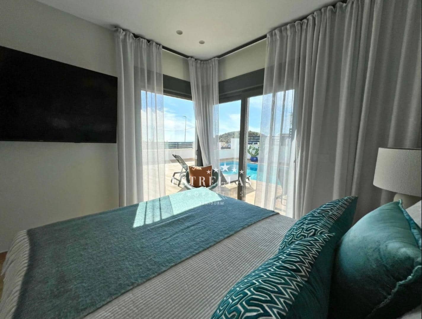 5 sypialnia Willa na sprzedaż w Finestrat z garażem - 1 100 000 € (Ref: 9444900)