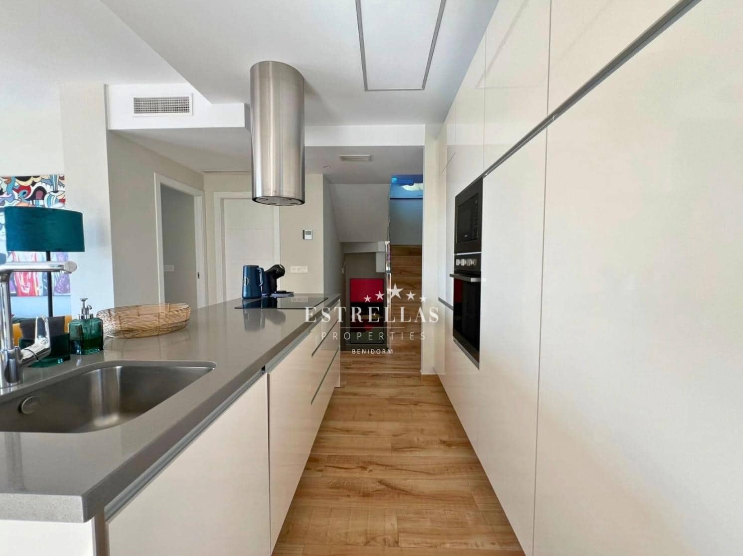 5 sypialnia Willa na sprzedaż w Finestrat z garażem - 1 100 000 € (Ref: 9444900)