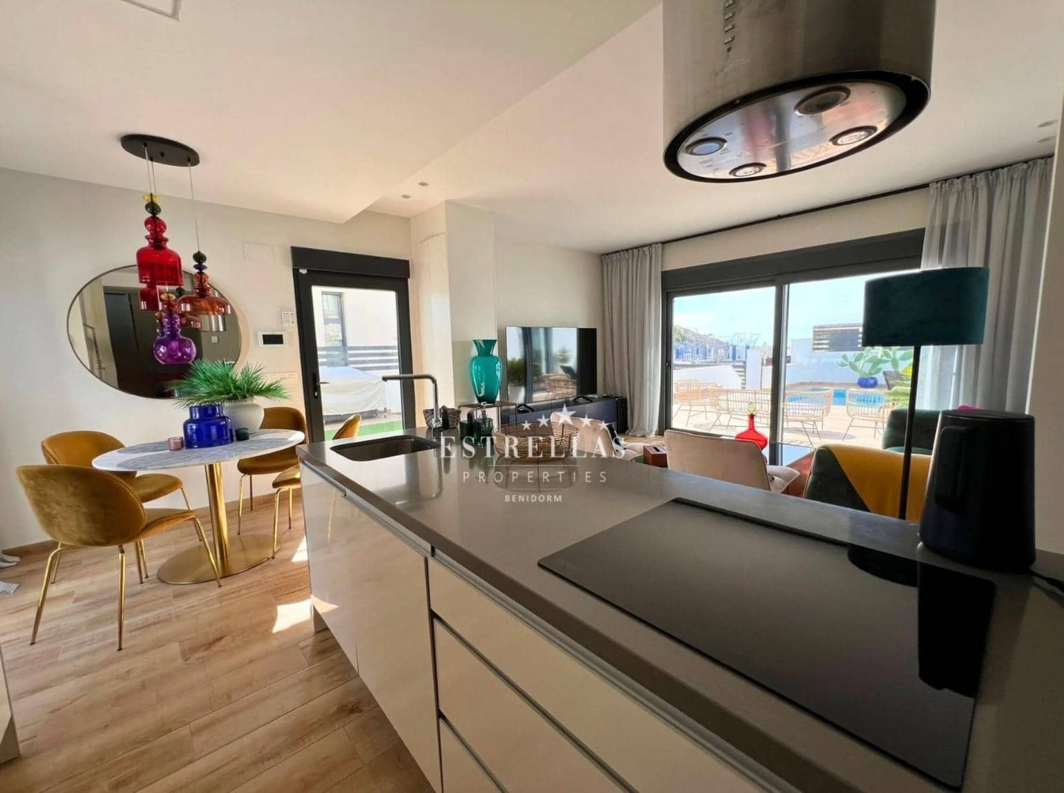 5 sypialnia Willa na sprzedaż w Finestrat z garażem - 1 100 000 € (Ref: 9444900)