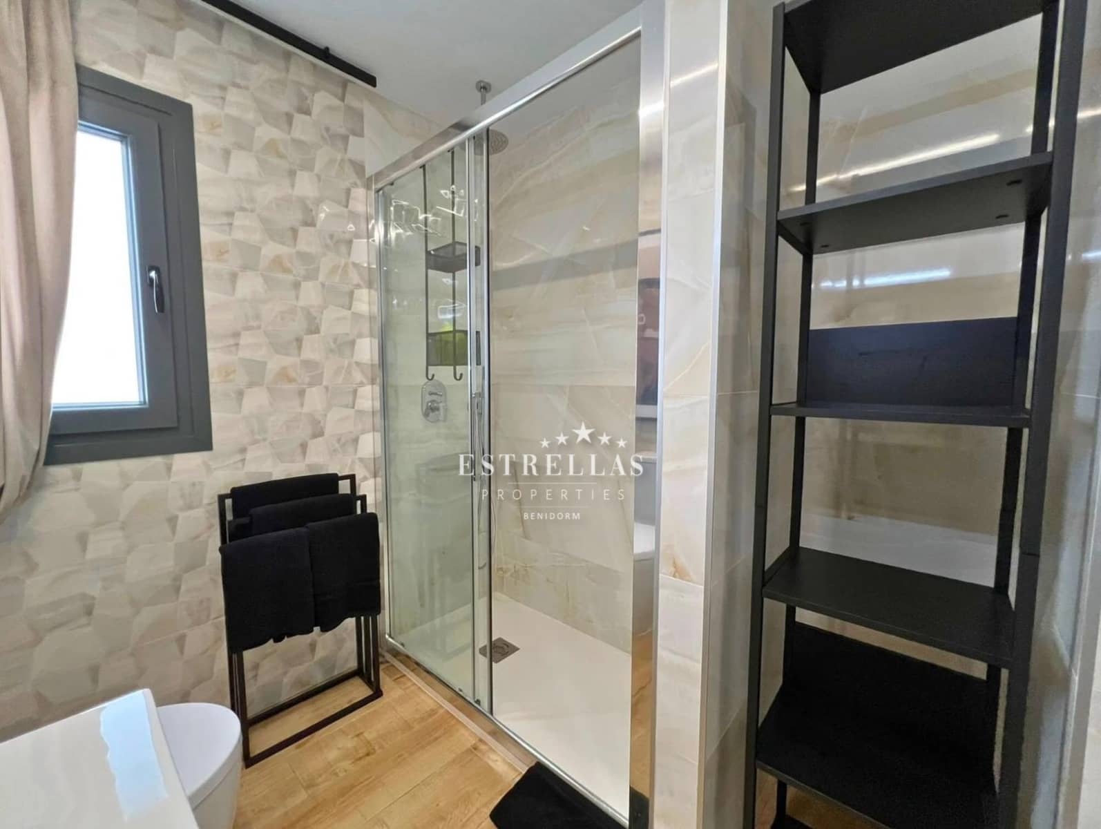 5 sypialnia Willa na sprzedaż w Finestrat z garażem - 1 100 000 € (Ref: 9444900)