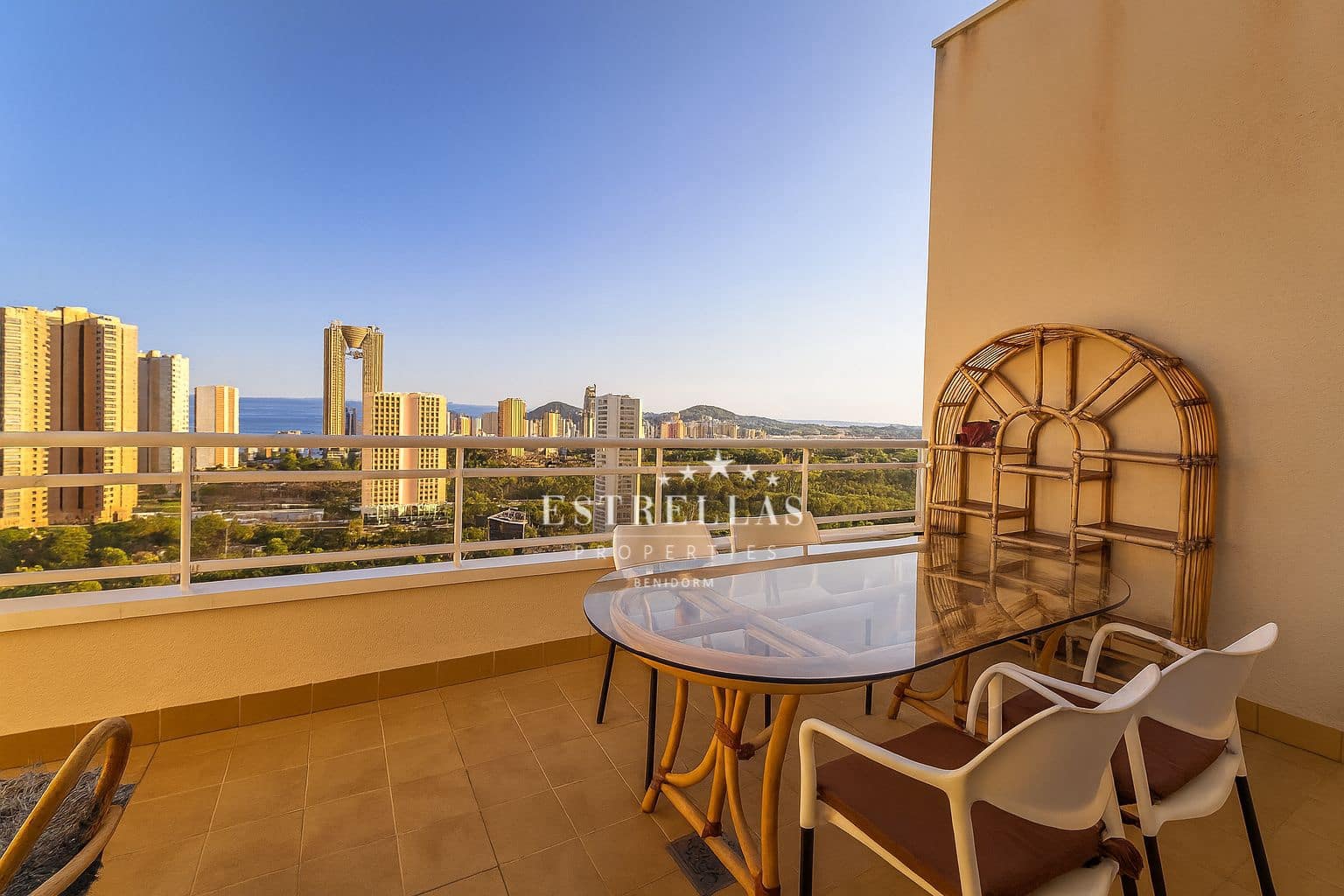 3 soveværelse Penthouse til salg i Benidorm med garage - € 420.000 (Ref: 9449306)