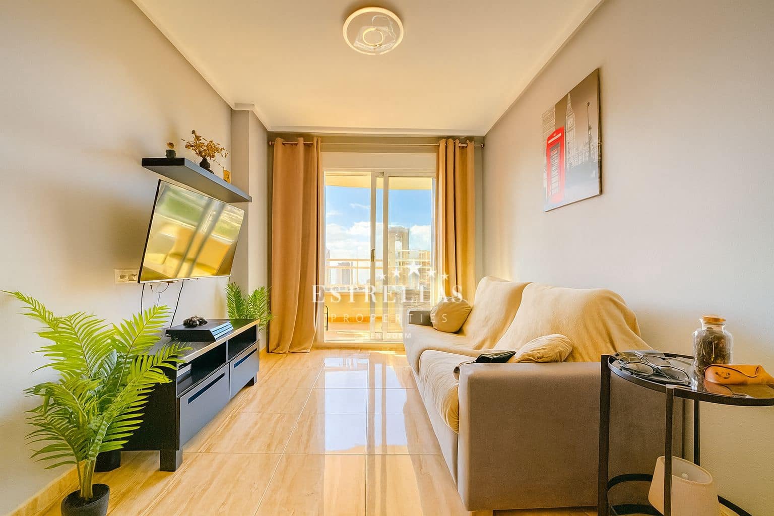 1 makuuhuone Huoneisto myytävänä paikassa Benidorm mukana uima-altaan 
autotalli - 190 000 € (Ref: 9450882)