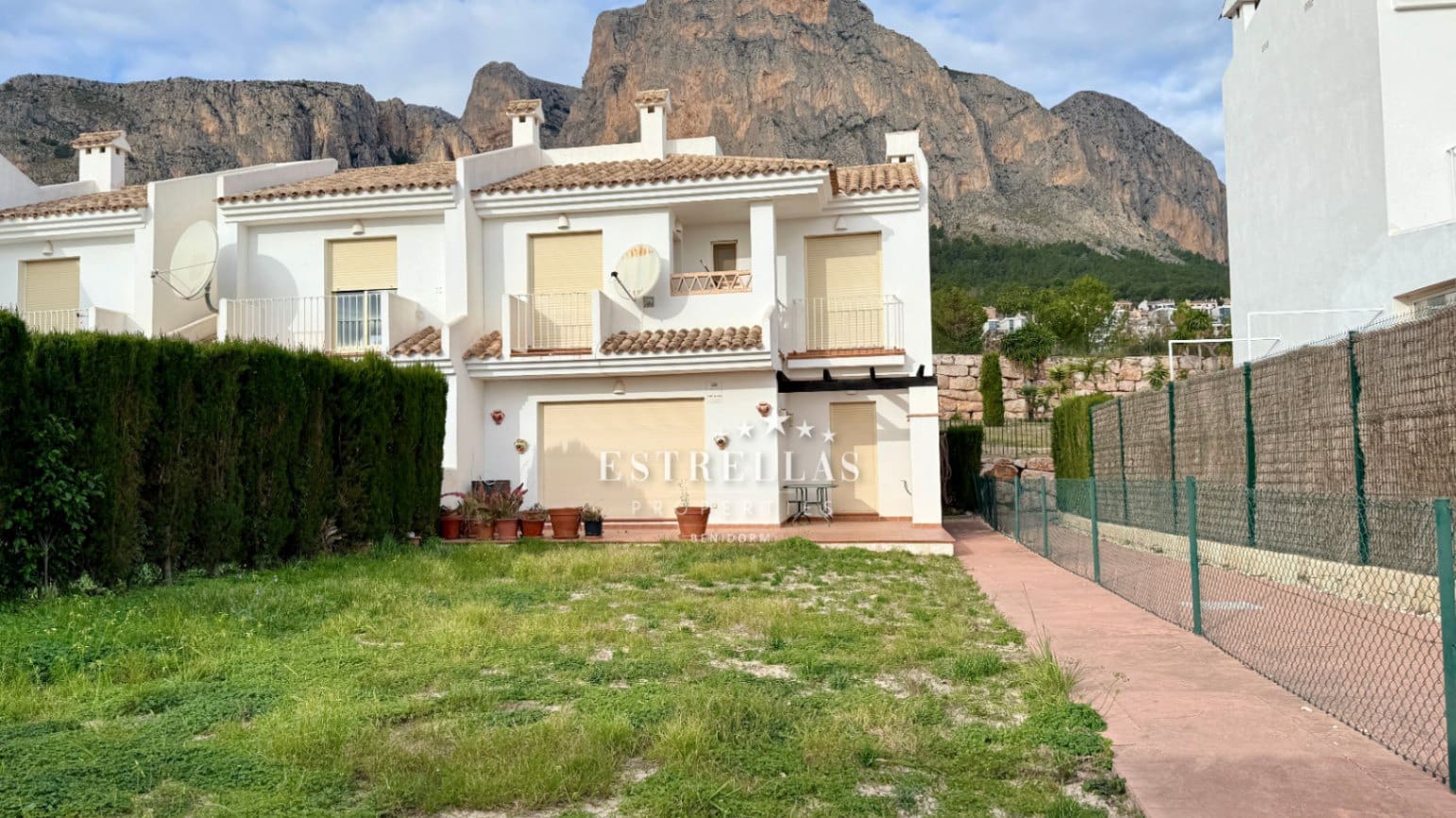 3 soverom Bungalow til salgs i Polop med svømmebasseng garasje - € 319 000 (Ref: 9453546)