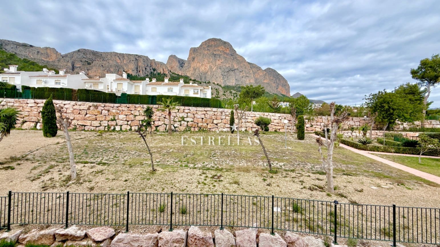 3 soverom Bungalow til salgs i Polop med svømmebasseng garasje - € 319 000 (Ref: 9453546)