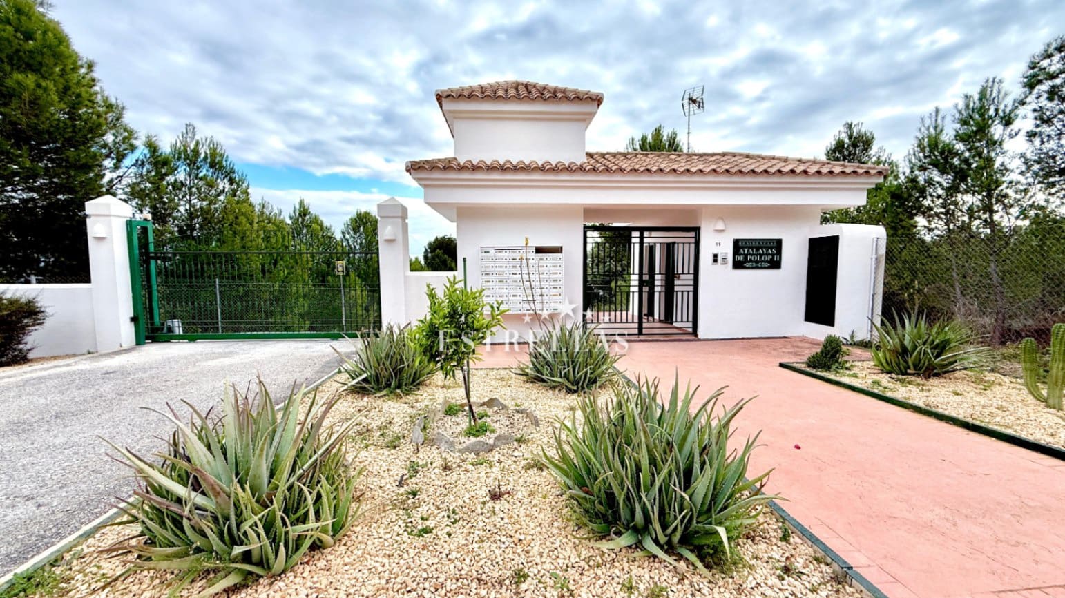 3 soverom Bungalow til salgs i Polop med svømmebasseng garasje - € 319 000 (Ref: 9453546)