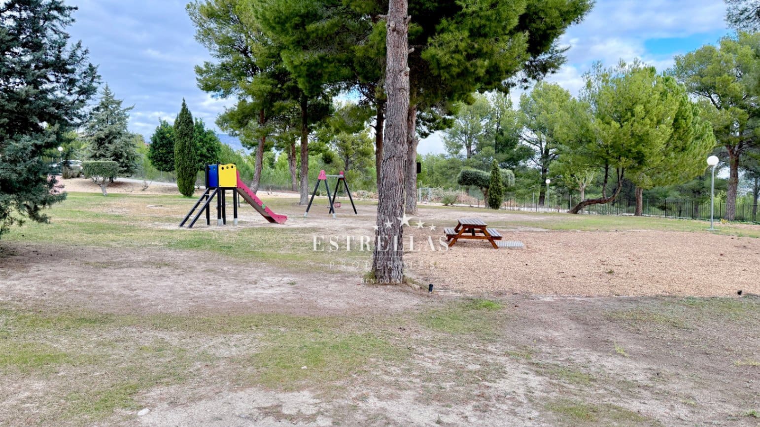 3 soverom Bungalow til salgs i Polop med svømmebasseng garasje - € 319 000 (Ref: 9453546)