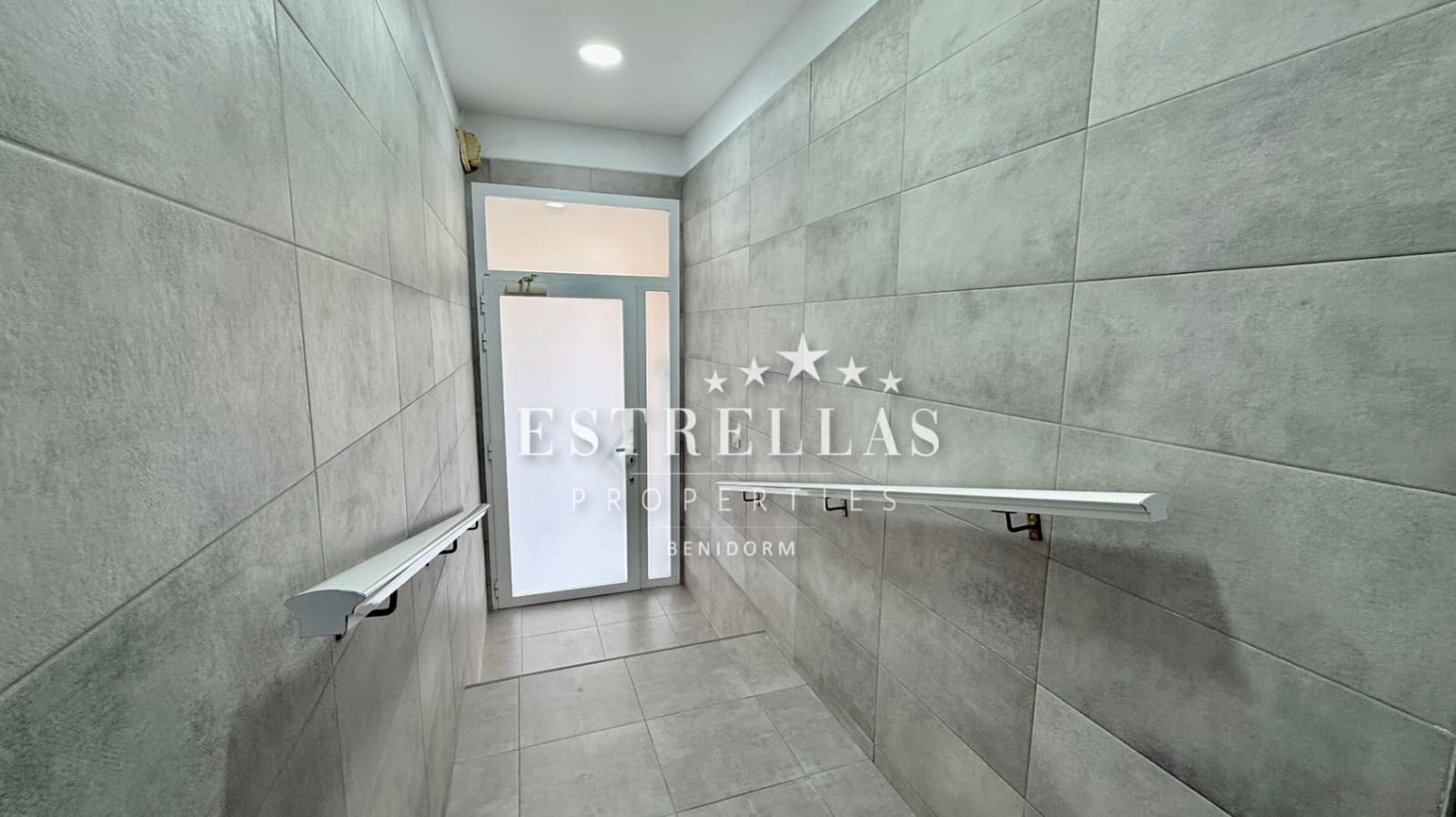 2 slaapkamer Appartement te koop in La Villajoyosa / Vila Joiosa - € 139.000 (Ref: 9453649)