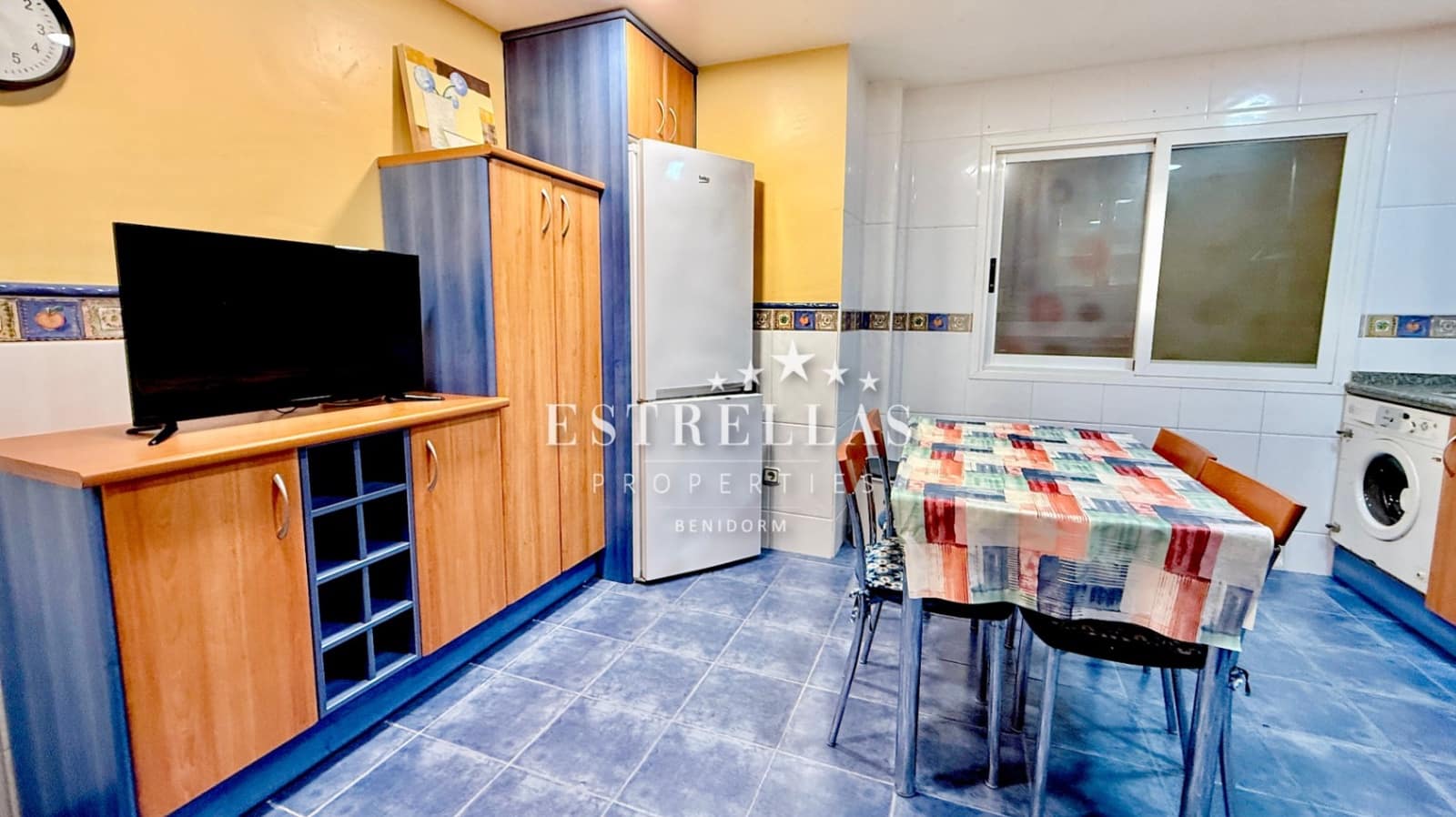 2 slaapkamer Appartement te koop in La Villajoyosa / Vila Joiosa - € 139.000 (Ref: 9453649)