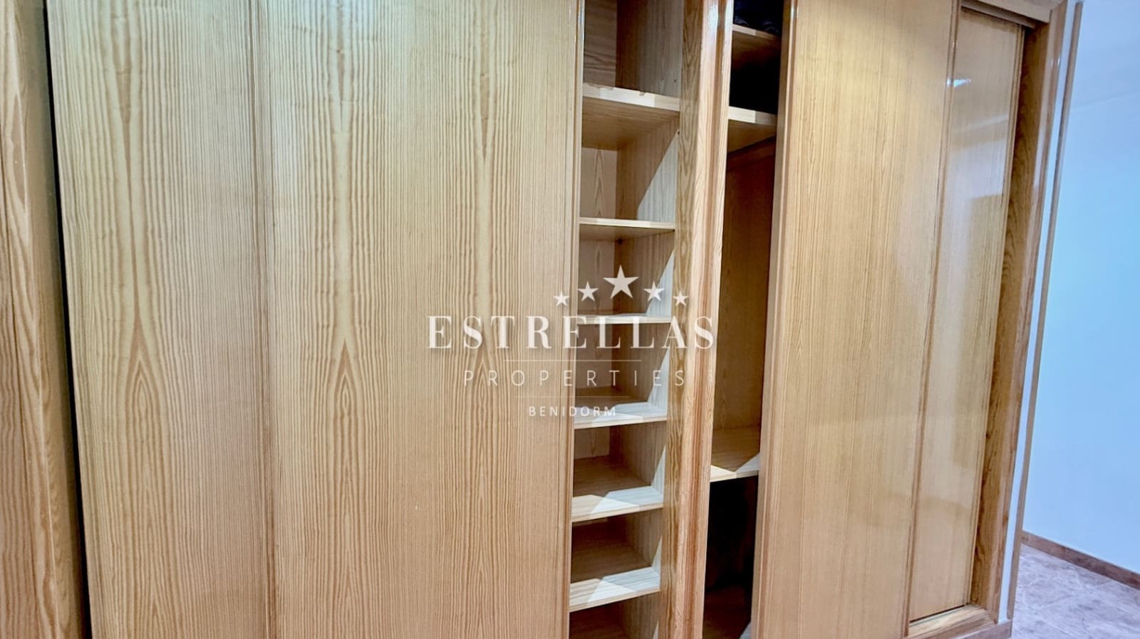 2 slaapkamer Appartement te koop in La Villajoyosa / Vila Joiosa - € 139.000 (Ref: 9453649)