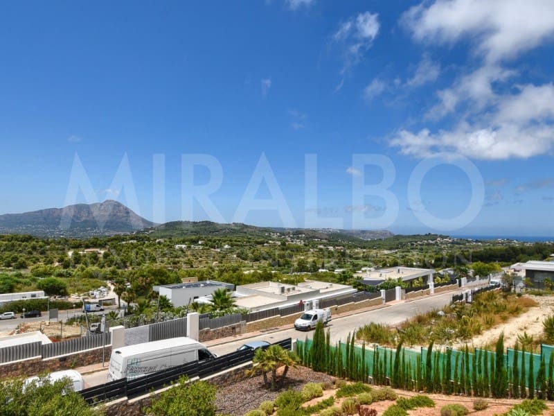 4 quarto Bungalow para venda em Corunha cidade com piscina - 1 490 000 € (Ref: 9488948)